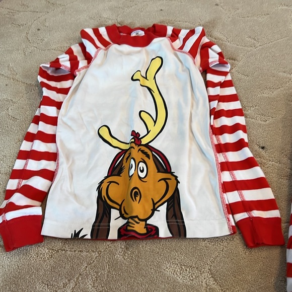 Hanna Andersson Kids Dr. Seuss Grinch Long John Pajama Set Color: Max Size: 10 - Picture 3 of 7